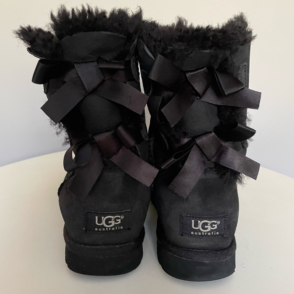 Great condition, barely worn. Open to offers.